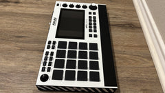 AKAI MPC Live 2