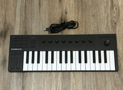 Native Instruments Komplete Kontrol M32 Key Micro Keyboard Controller